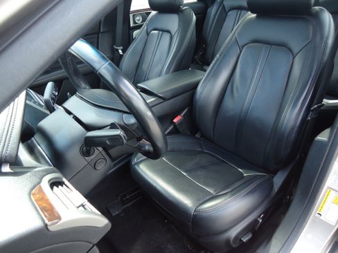 Used 2019 Lincoln MKZ Reserve w/ Luxury Package AWD/4WD image 25