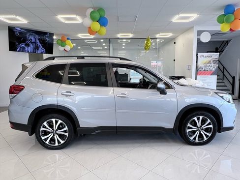 Used 2020 Subaru Forester Limited AWD/4WD image 5