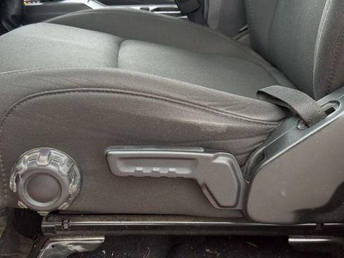 Used 2020 Jeep Wrangler Unlimited Sport S image 27