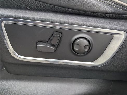 Used 2026 RAM 1500 Laramie w/ Night Edition image 11