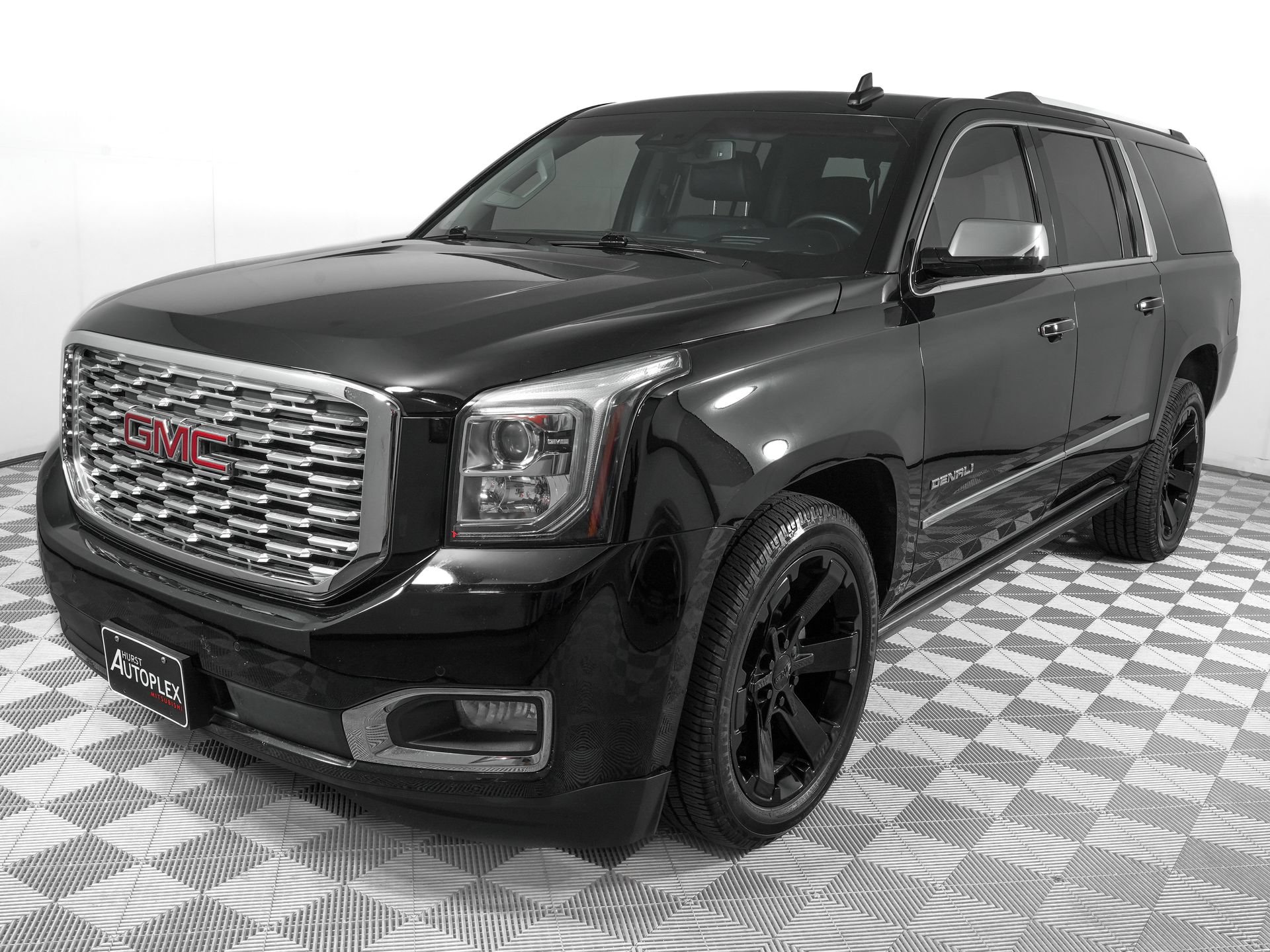 Used 2019 GMC Yukon XL Denali w/ Denali Ultimate Package RWD image 7