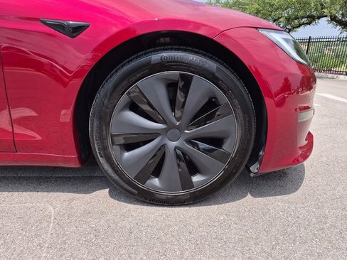 Used 2024 Tesla Model S AWD/4WD image 15