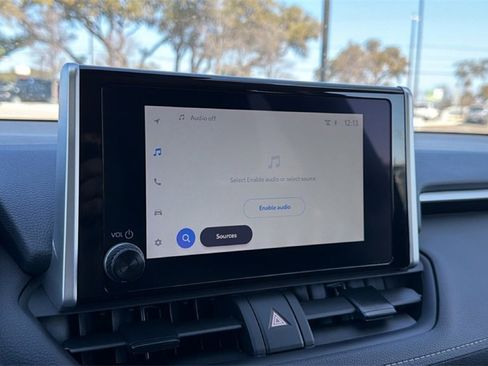 Certified 2025 Toyota RAV4 LE image 25