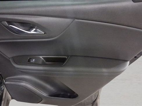 Used 2019 Chevrolet Blazer LT image 17