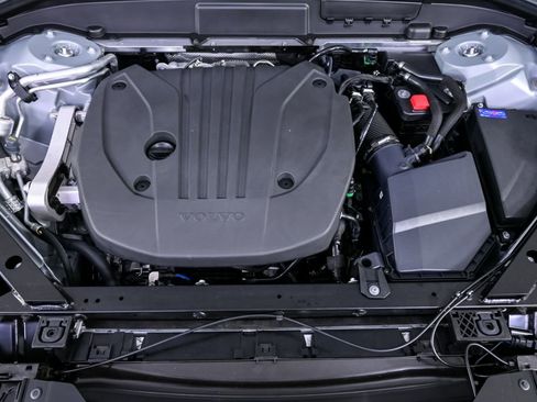 New 2026 Volvo XC60 B5 Ultra w/ Climate Package image 35