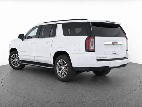 Used 2018 GMC Yukon XL SLT w/ Open Road Package RWD image 5