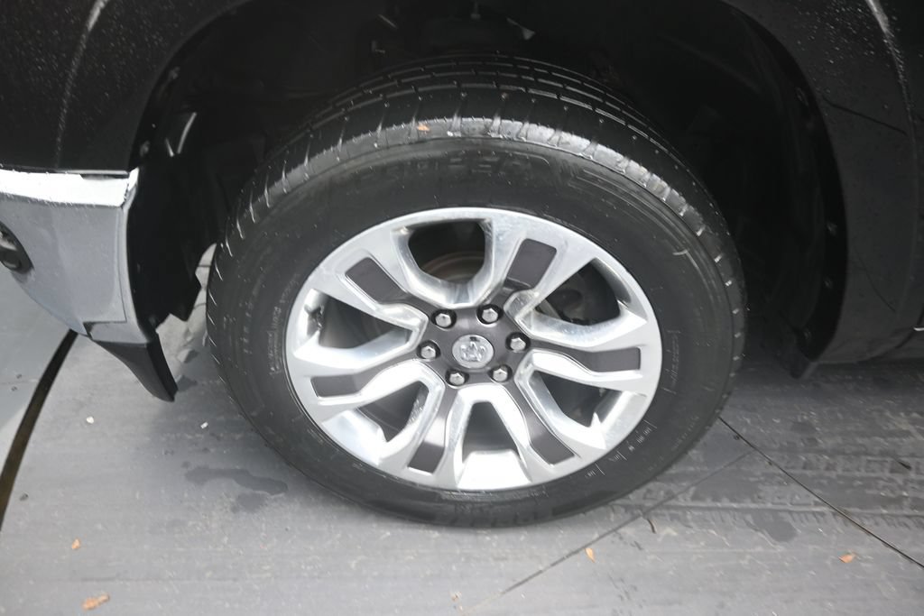 Used 2021 RAM 1500 Limited AWD/4WD image 9