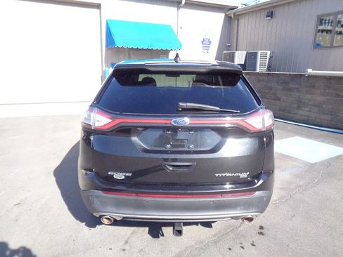 Used 2015 Ford Edge Titanium AWD/4WD image 3