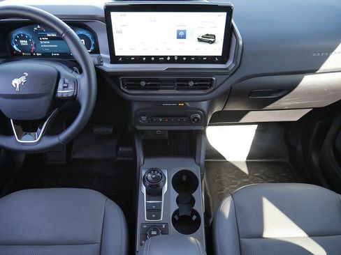 Used 2025 Ford Bronco Sport Badlands image 21