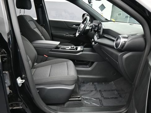 Used 2026 Chevrolet Equinox LT FWD image 37