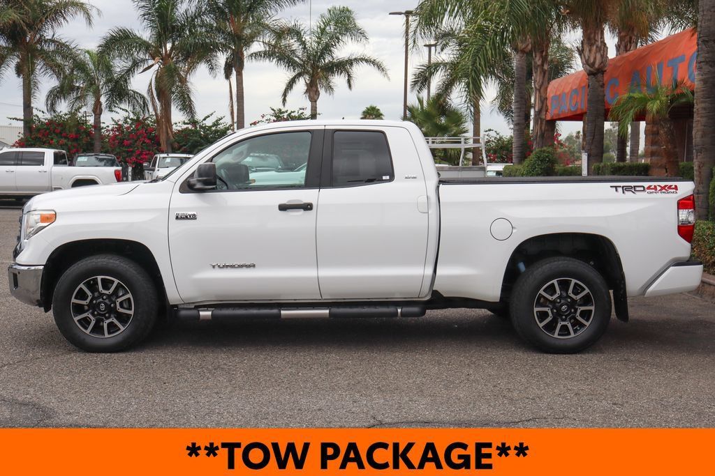 Used 2016 Toyota Tundra SR5 w/ TRD Off Road Package AWD/4WD image 5