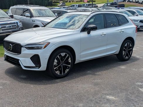 Certified 2026 Volvo XC60 B5 Plus w/ Protection Package Premier AWD/4WD image 2