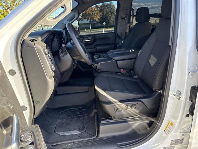 Used 2025 Chevrolet Silverado 2500 Custom AWD/4WD image 13