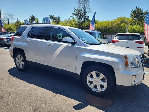 Used 2016 GMC Terrain SLE w/ Convenience Package AWD/4WD image 9