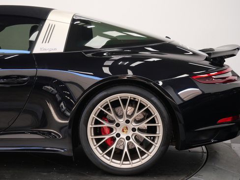 Used 2019 Porsche 911 Targa 4 GTS AWD/4WD image 53
