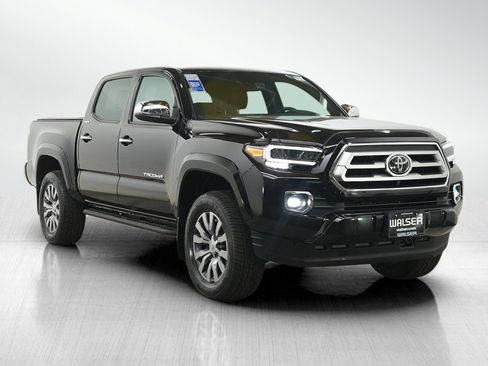 Used 2023 Toyota Tacoma Limited AWD/4WD image 7