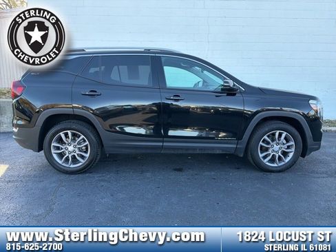 Used 2023 GMC Terrain SLT image 6