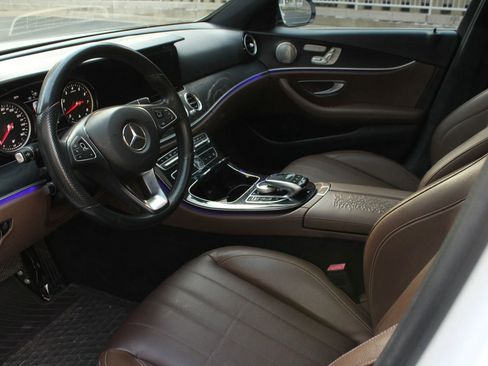 Used 2017 Mercedes-Benz E 300 image 13