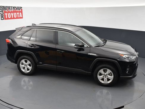 Used 2021 Toyota RAV4 XLE w/ Convenience Package AWD/4WD image 22