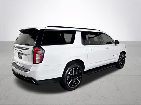 Used 2021 Chevrolet Suburban RST w/ Luxury Package AWD/4WD image 6
