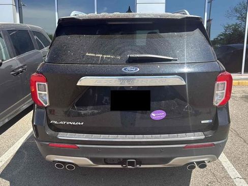 Used 2020 Ford Explorer Platinum w/ Premium Technology Package AWD/4WD image 3