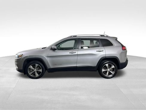 Used 2019 Jeep Cherokee Limited FWD image 3