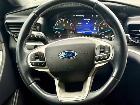 Used 2020 Ford Explorer XLT RWD image 20
