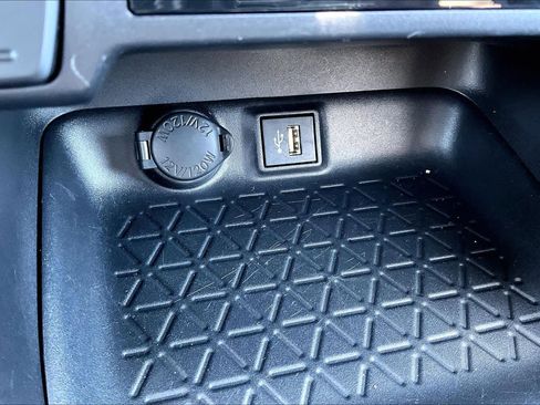 Certified 2025 Toyota RAV4 LE image 34