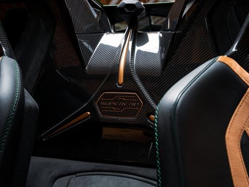 Used 2021 Lamborghini Sian Roadster image 41