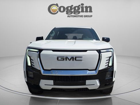 New 2025 GMC Sierra EV Denali AWD/4WD image 7