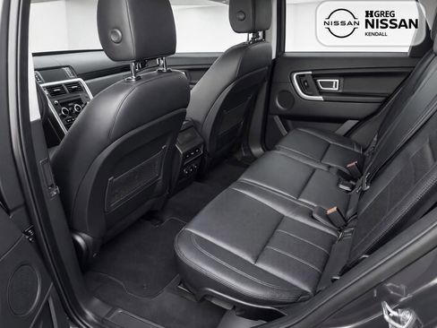 Used 2019 Land Rover Discovery Sport SE AWD/4WD image 13