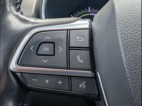 Used 2020 Toyota Highlander Limited image 17