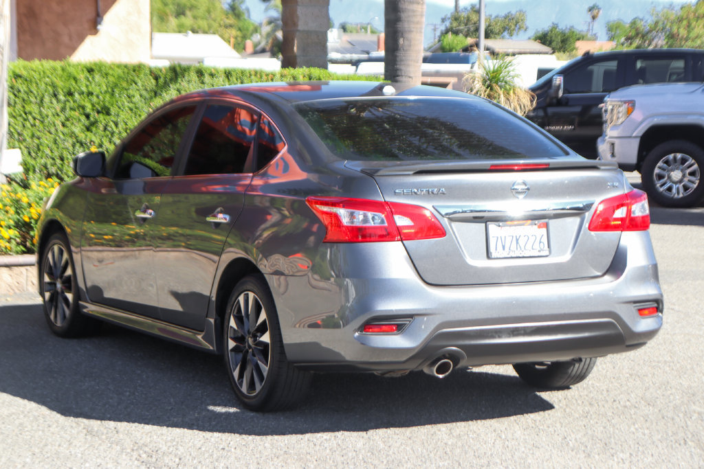 Used 2017 Nissan Sentra SR FWD image 6