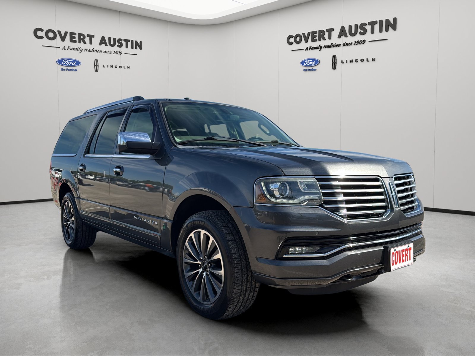 Used 2015 Lincoln Navigator L 2WD image 7
