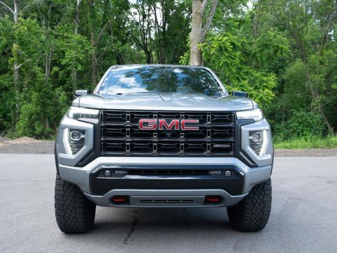 Used 2023 GMC Canyon AT4X AWD/4WD image 8