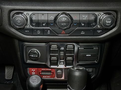 New 2026 Jeep Wrangler Unlimited Sport AWD/4WD image 9