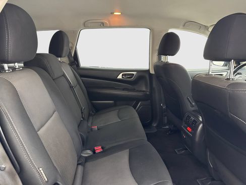 Used 2020 Nissan Pathfinder SV FWD image 45