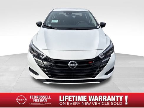 New 2025 Nissan Versa SR image 8