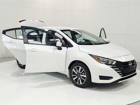 Certified 2025 Nissan Versa SV w/ Trunk Package FWD image 29