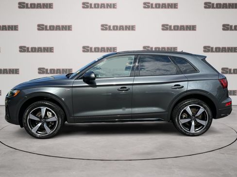 Used 2023 Audi Q5 2.0T Premium Plus w/ Premium Plus Package AWD/4WD image 2