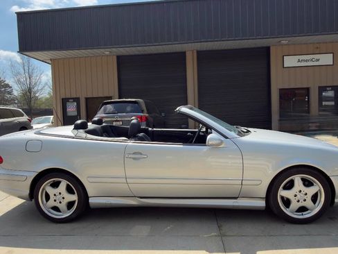 Used 2000 Mercedes-Benz CLK 430 Cabriolet image 12