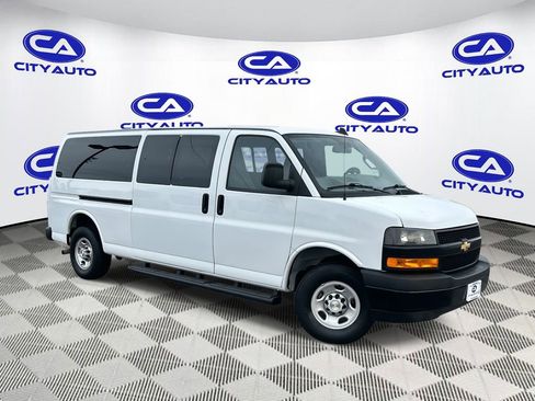 Used 2023 Chevrolet Express 3500 LS image 1