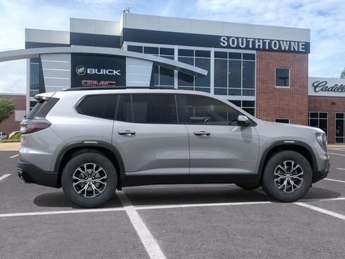 New 2026 GMC Acadia AT4 w/ Luxury Package AWD/4WD image 5