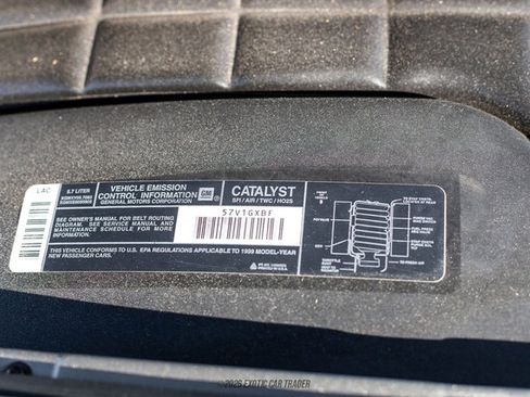 Used 1999 Chevrolet Corvette Convertible w/ Memory Pkg image 31