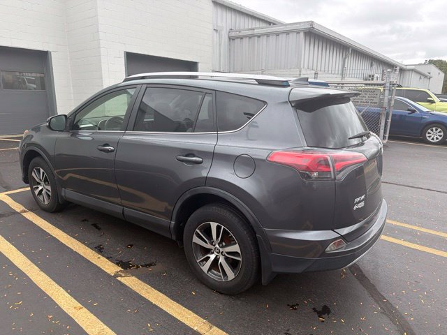 Used 2017 Toyota RAV4 XLE w/ Plus Extra Value Package AWD/4WD image 4