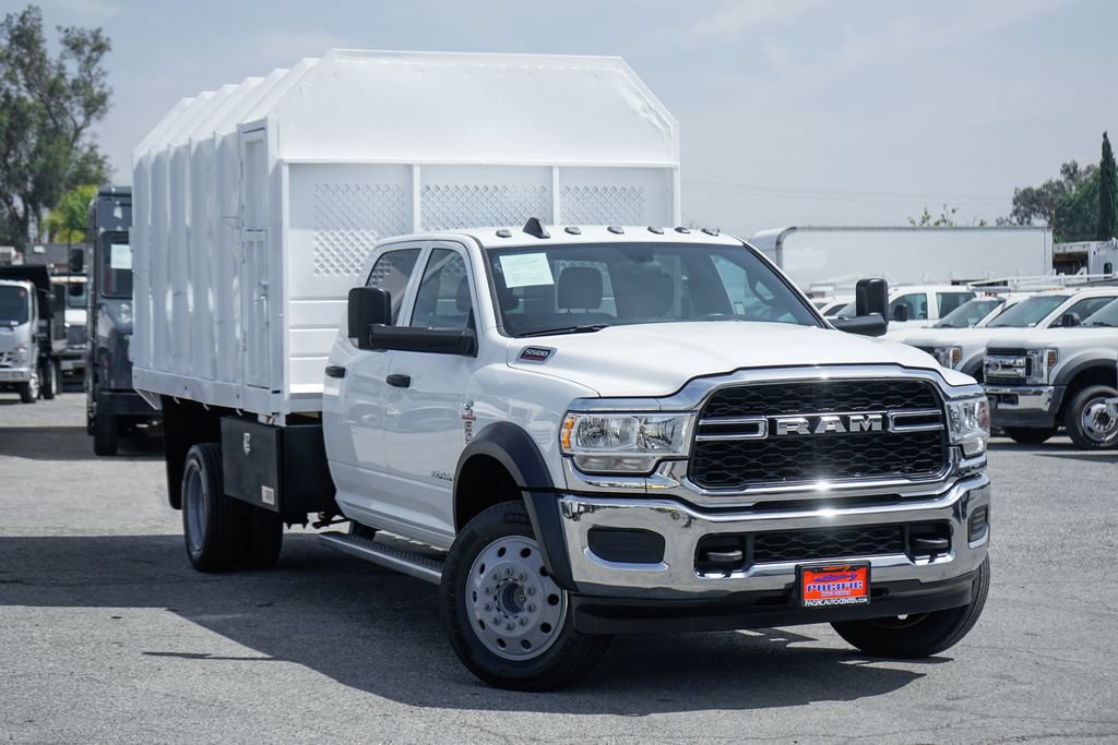 Used 2022 RAM 5500 Tradesman w/ Chrome Appearance Group AWD/4WD image 2