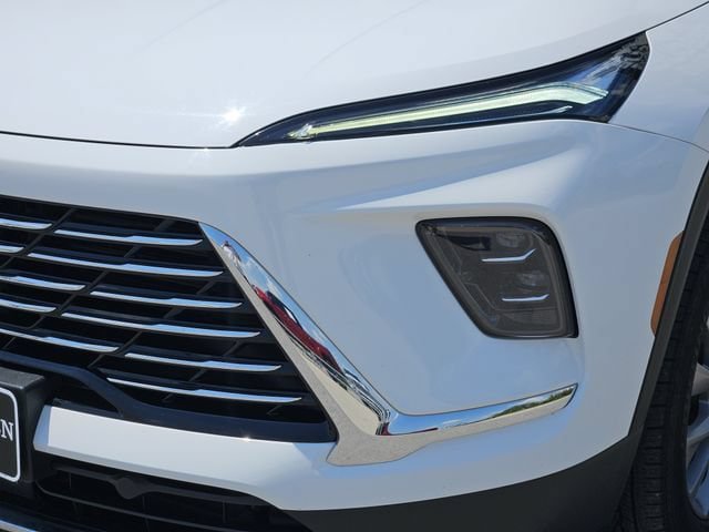 Used 2025 Buick Enclave Preferred FWD image 9