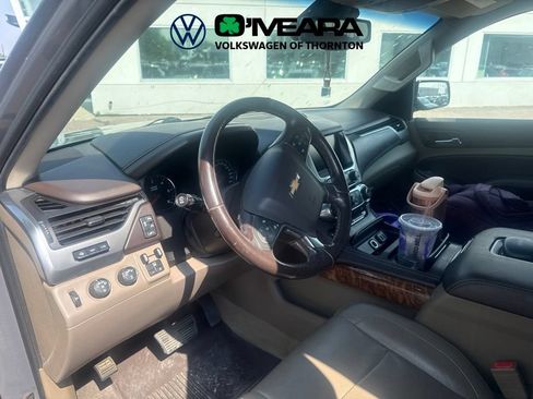 Used 2018 Chevrolet Suburban Premier AWD/4WD image 7