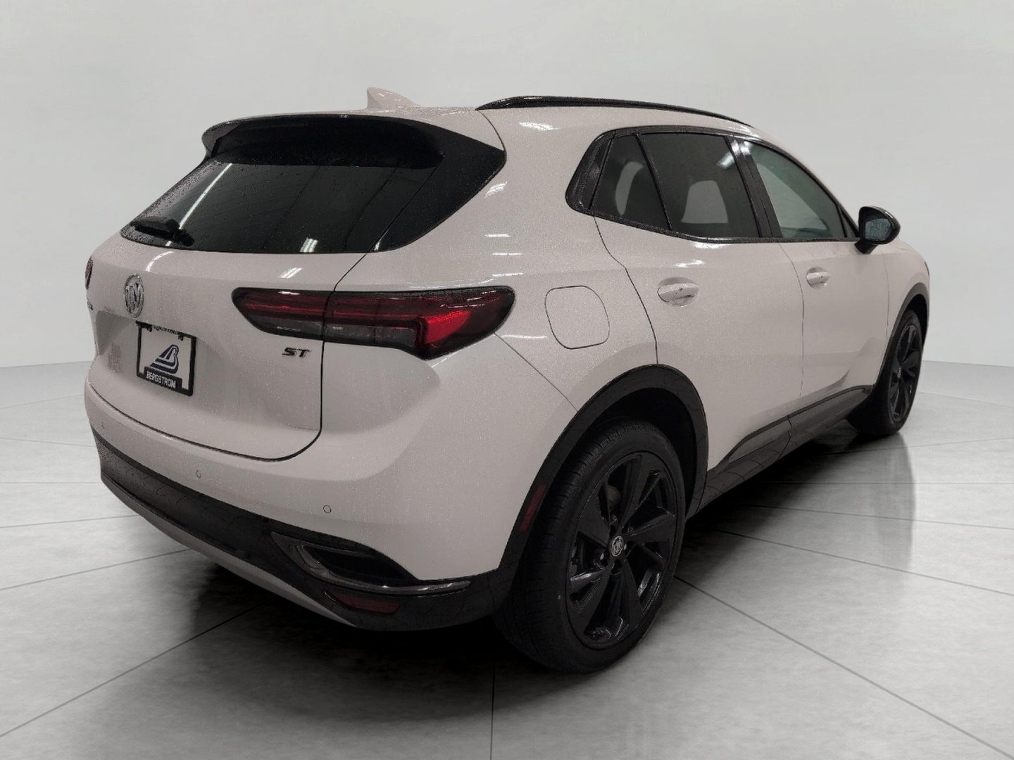 Used 2023 Buick Envision Essence w/ Sport Touring Package AWD/4WD image 19