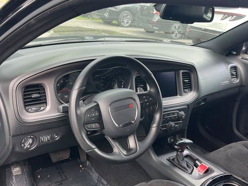 Used 2023 Dodge Charger R/T w/ Plus Group RWD image 4